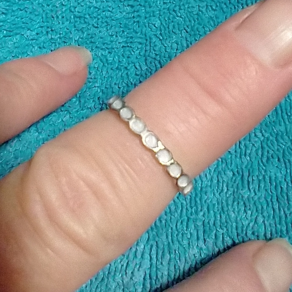 Elegant Silvertone White Enamel Ring